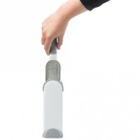 Fusselbürste mit Reinigungsstation